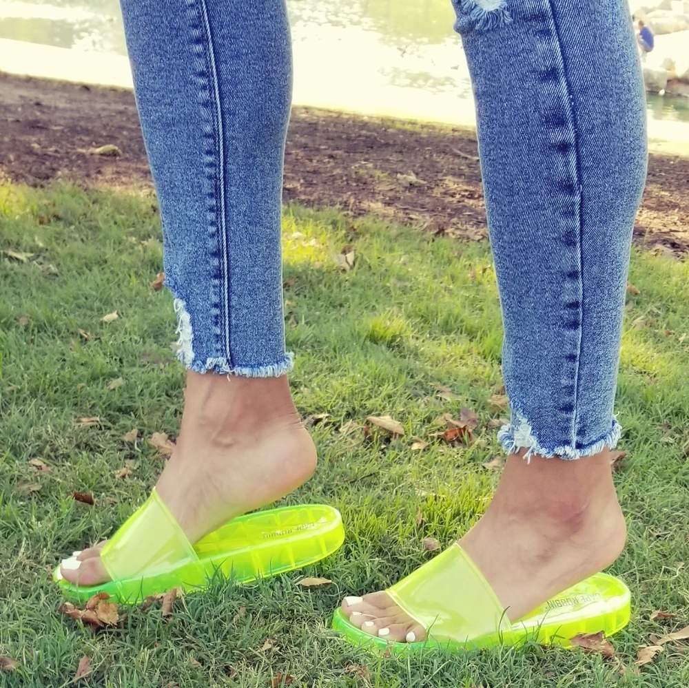 LIME Sandal  Women's Slides - Picture 2 of 5